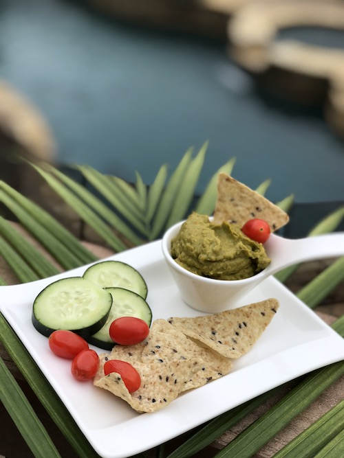 Bean Dip with Avocado and Vegetables
